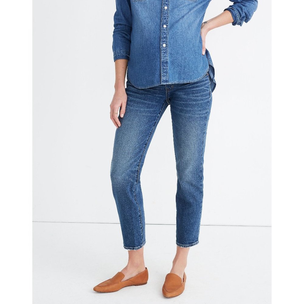 LIKE NEW Madewell Maternity Classic Straight Jean in Medium Blue Denim, Size 25